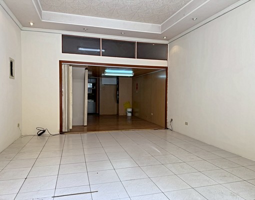 新竹市經國路住店有車位~空間大適百業 - Image 2