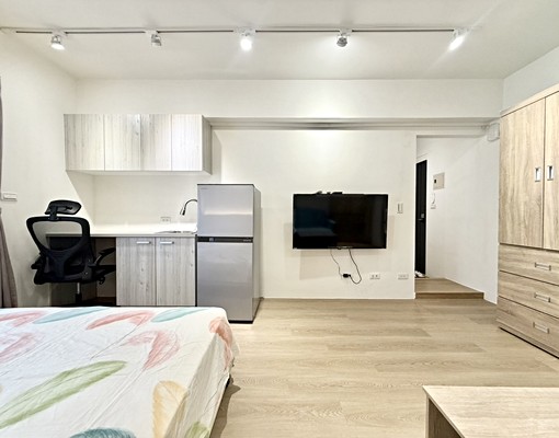 機能優好地段✨可家庭✨可租補車位可租✨陽台獨洗✨衛浴窗流理台 - Image 11