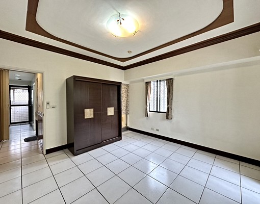 可租補🔥溫煦木質調💖45坪大三房✨租金含車位✅ - Image 4