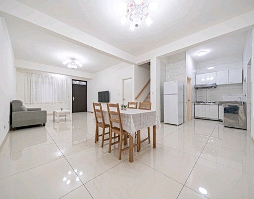 大樓價格住透天-龍山社區/竹科/清交/關新路/長春街/新莊街 - Image 1