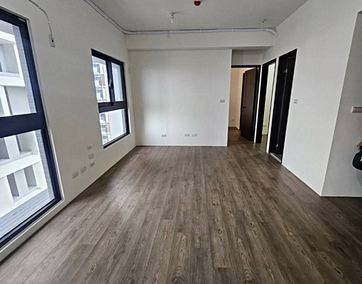 國成社會住宅｜臺南市南區｜全新交屋空屋出租，大客廳可隔間 - 591租屋網 - Image 1