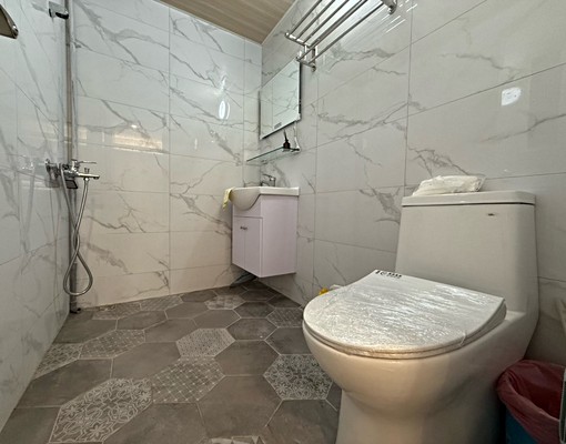 中華商圈~三房公寓出租 - Image 11