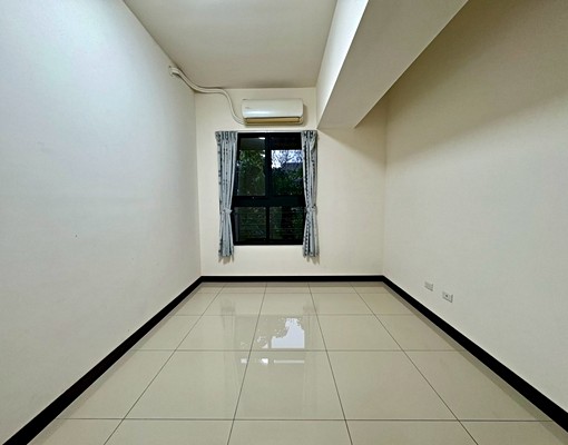 軍福公園路易莎葳格中學旁大三房附平面車位 - Image 13