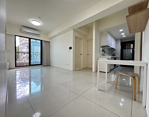 一森青三房車 - Image 1