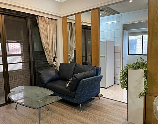 尊信💙東區近南紡溫馨兩房含車~可租補 - Image 1