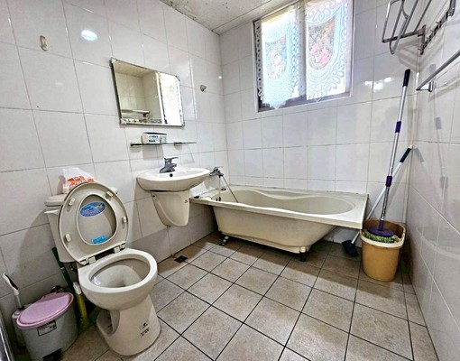 MRT大坪林💖全新油漆一樓三房雙衛/有冷氣/前後陽台 - Image 9