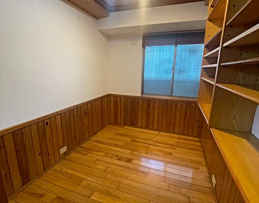 中平路精美大3房 - Image 2