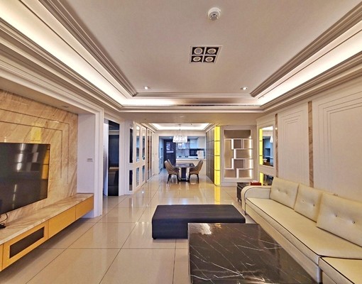 合雄凰璽藝文面中正公園4房雙車含管費 - Image 1