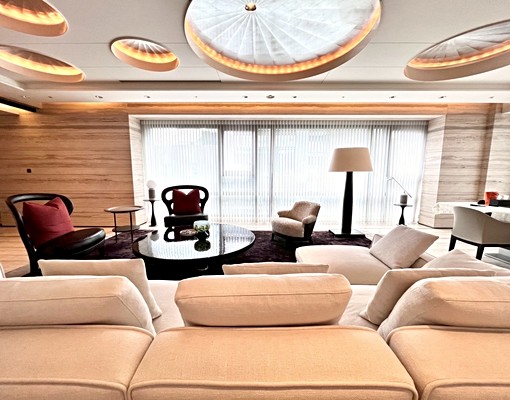 N.七期高樓超大使用空間大露台戶全配+酒櫃雙車 - Image 1