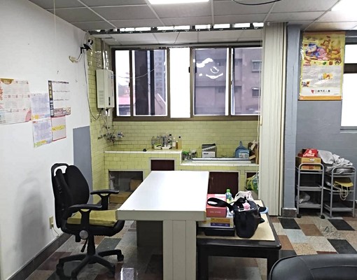 明星雙學區!!!~延平街亮麗好宅 - Image 4