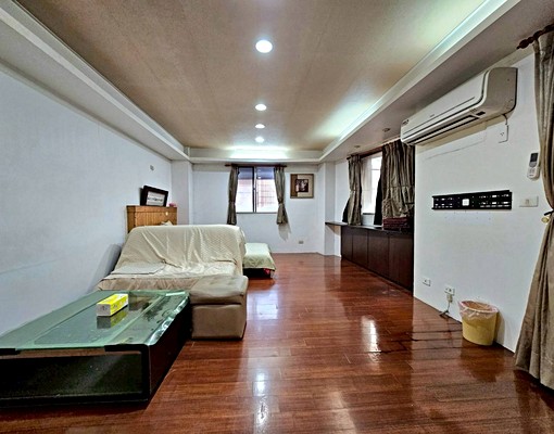 礁溪市中心湯圍溝公園電梯溫泉大套 - Image 4