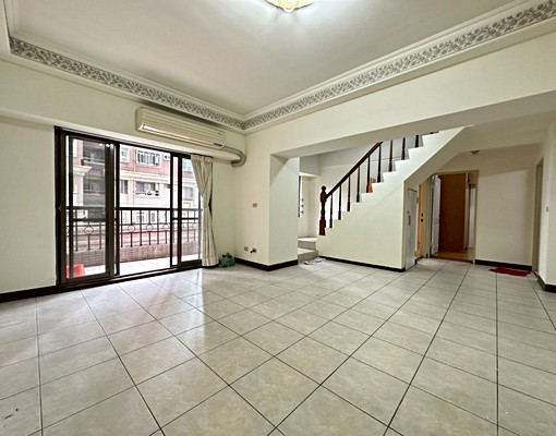 崇德國中🎄雙樓層💥大5房3衛大平車✔租補✔工作室+住家 - 591租屋網 - Image 1