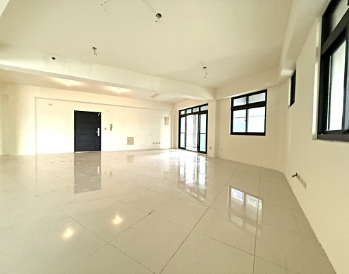 🍎三角窗電梯大坪數3樓🍎 - Image 3