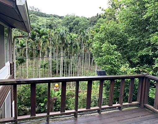 新竹北埔老街悠閒綠園景觀小木屋含兩平車位出租* - Image 4