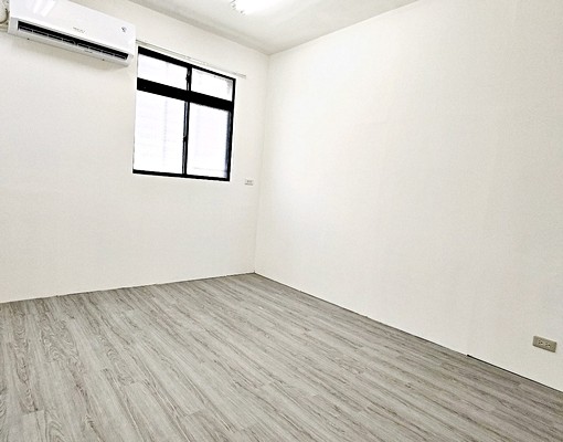 板橋車站300米~美業獨立空間~工作室(免仲介費) - Image 3