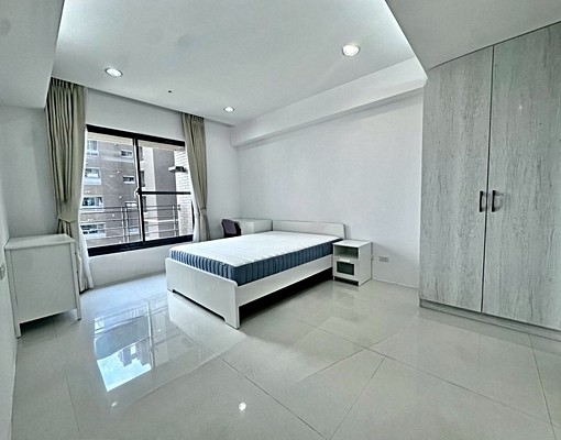 🔥西屯┃中科榮總┃景觀大三房+平車┃傢俱全配 - Image 2