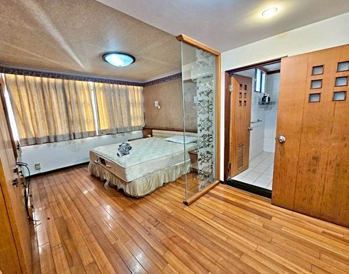 近捷運｜北屯整棟花園透天｜可住辦｜可租補報稅｜門前停車🍊 - Image 9