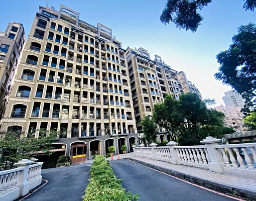 政大綠景電梯套房 - Image 8