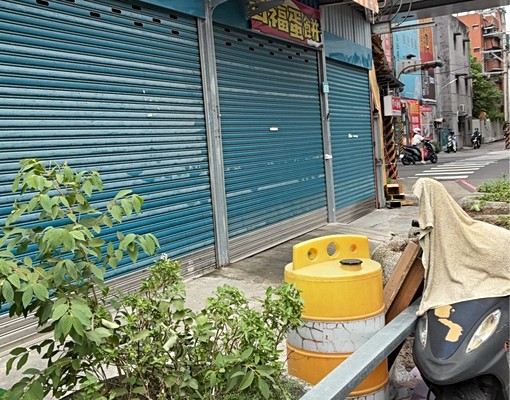 ~頂埔捷運站小吃店~ - Image 2