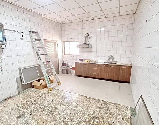 大興街透天❤全新整理-明亮空屋大4房❤可租屋補助 - Image 3