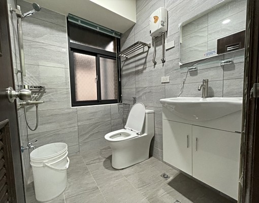 兩間可選可租補｜南區民生路精美套房｜走樓梯｜有機車位 - Image 8