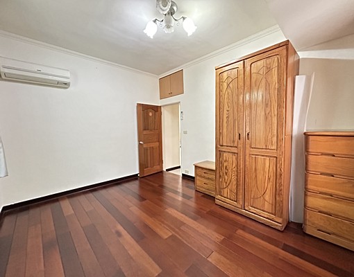 近景安捷運,採光好,附傢俱,可租屋補助 - Image 5