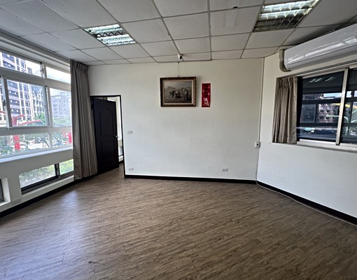 西門町地標黃金公寓3樓 - Image 2