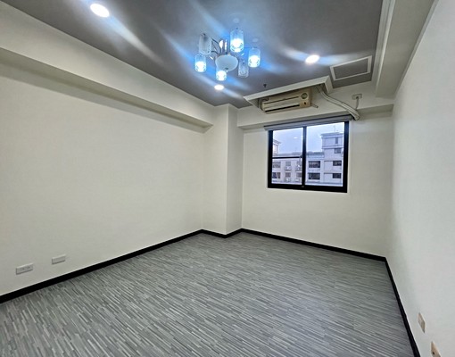 愛在歐洲高樓寧靜四房+B1平面大車位~永義房屋詹富紳 - Image 7