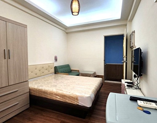 *可租補*逢甲沙發獨洗曬陽台精緻大套房 - Image 3