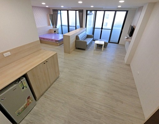 北區五權路🔥1房1廳🔥雙陽台高採光超通風✨管理員✨子母車 - Image 1