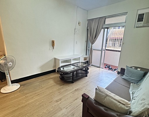 含家具家電2房出租(可租補) - Image 1