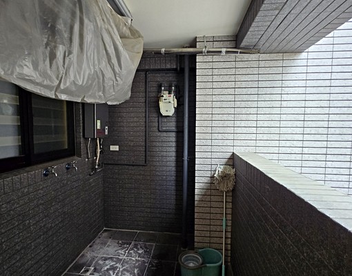 嶺東科大全新完工,未住兩房加家具,家電附平面車位 - Image 9