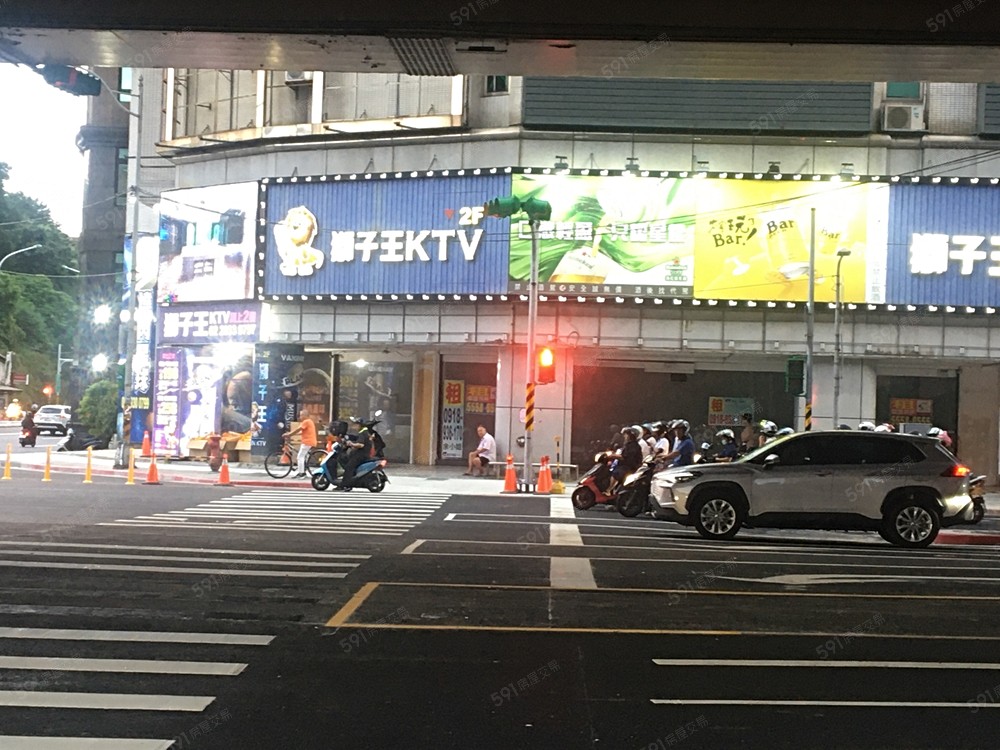 照片