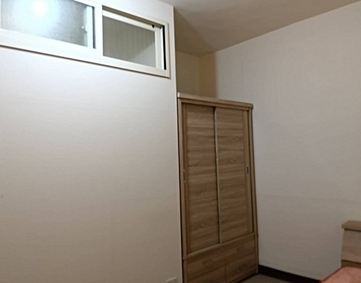 免仲費板新路3樓20坪有陽台2房1廳附傢俱2萬 - Image 9