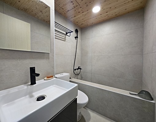 養貓福音~近轉運站及礁溪溫泉公園溫泉套房 - Image 7