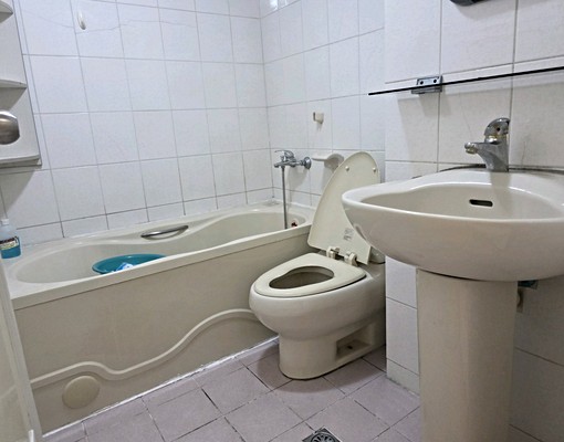 超大便宜大三房加車位出租可申請租屋補助 - Image 10