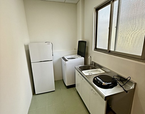 可租補東山軍功路商圈全新整理大2房家具家電全配 - Image 6