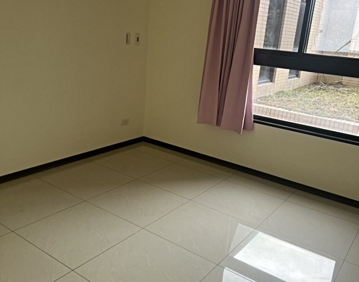 龜山工業區鳳鳴商圈漂亮全新三房車位含管理費 - Image 9