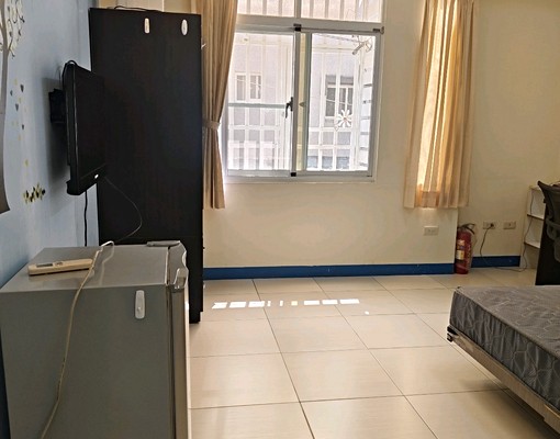 北區南園街溫馨套房（近成大，奇美，南台） - Image 1