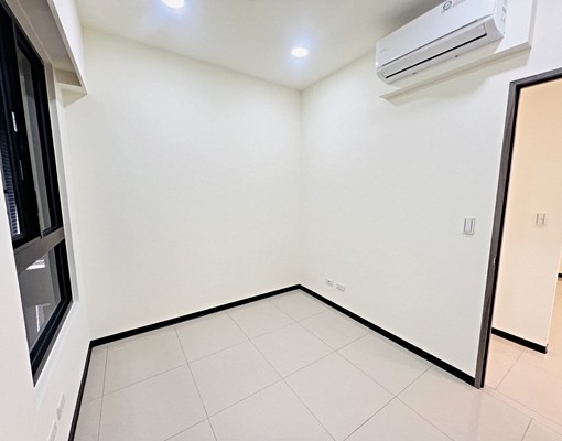 學府之森邊間大三房(含管理費,可租補,入戶籍) - Image 8