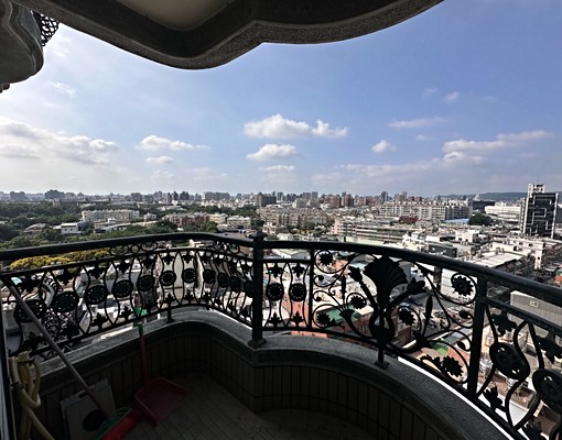 近車站樹仁三街宜誠花園廣場三房雙車位 - Image 4