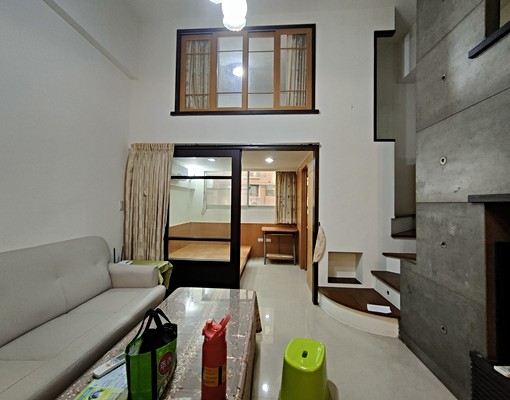 竹北戀戀台大樓中樓套房出租 - Image 1