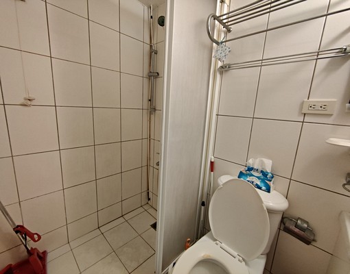 竹北戀戀台大樓中樓套房出租 - Image 14