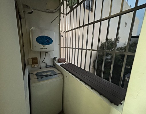 近巨蛋採光翻新獨立陽台洗衣機舒適套房 - Image 5