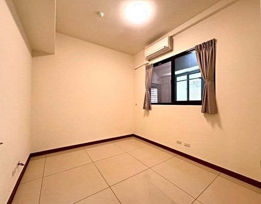 春天行館四房車/近家樂福/有大露臺/有車位 - Image 12