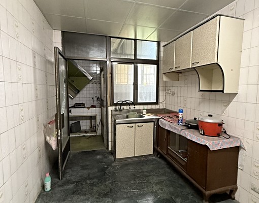 市區稀有公寓一樓│免爬樓梯│兩戶打通│可租補可入戶籍 - Image 5