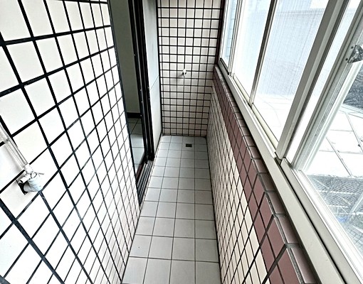 【水湳電梯整層3房2衛】🔥可租補🚗機下車位✨露台戶採光好 - Image 13