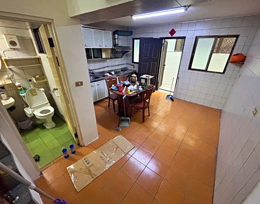 🍎秒殺五房透天別墅🌟近全配🔥車庫🌈可租補戶籍 - Image 3