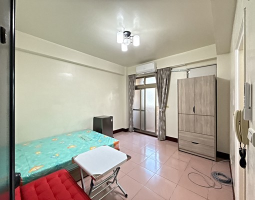 新興路靜巷精裝健康套房間間獨洗含水100M網路電5元多間可選 - Image 5