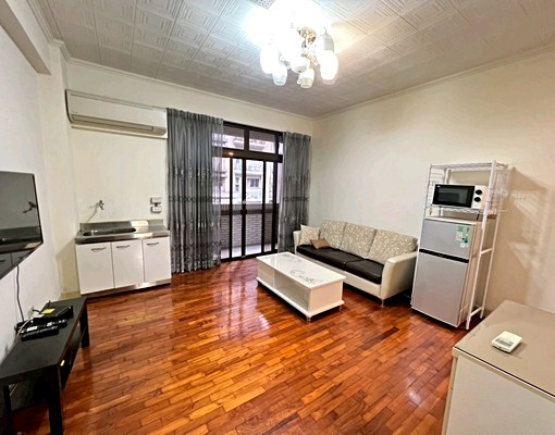 中正路商圈一房有客廳大空間住家 - Image 1